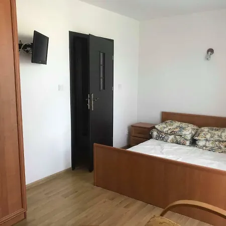Nad Stawem Kwatera prywatna *
